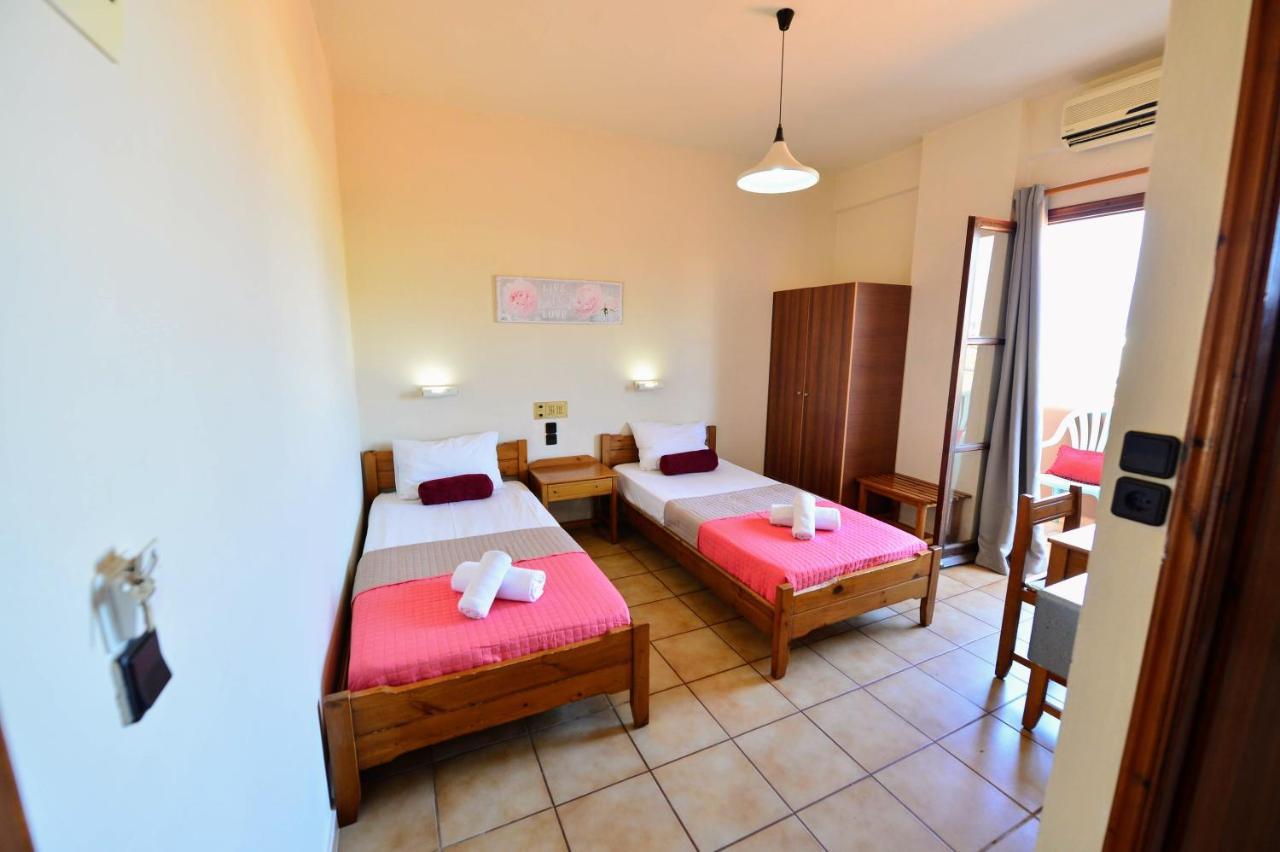 Vergas Hotel Malia Luaran gambar