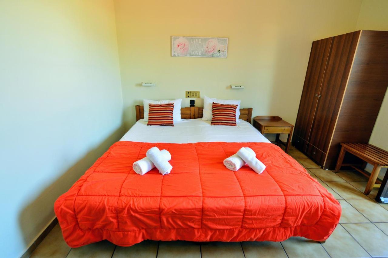 Vergas Hotel Malia Luaran gambar
