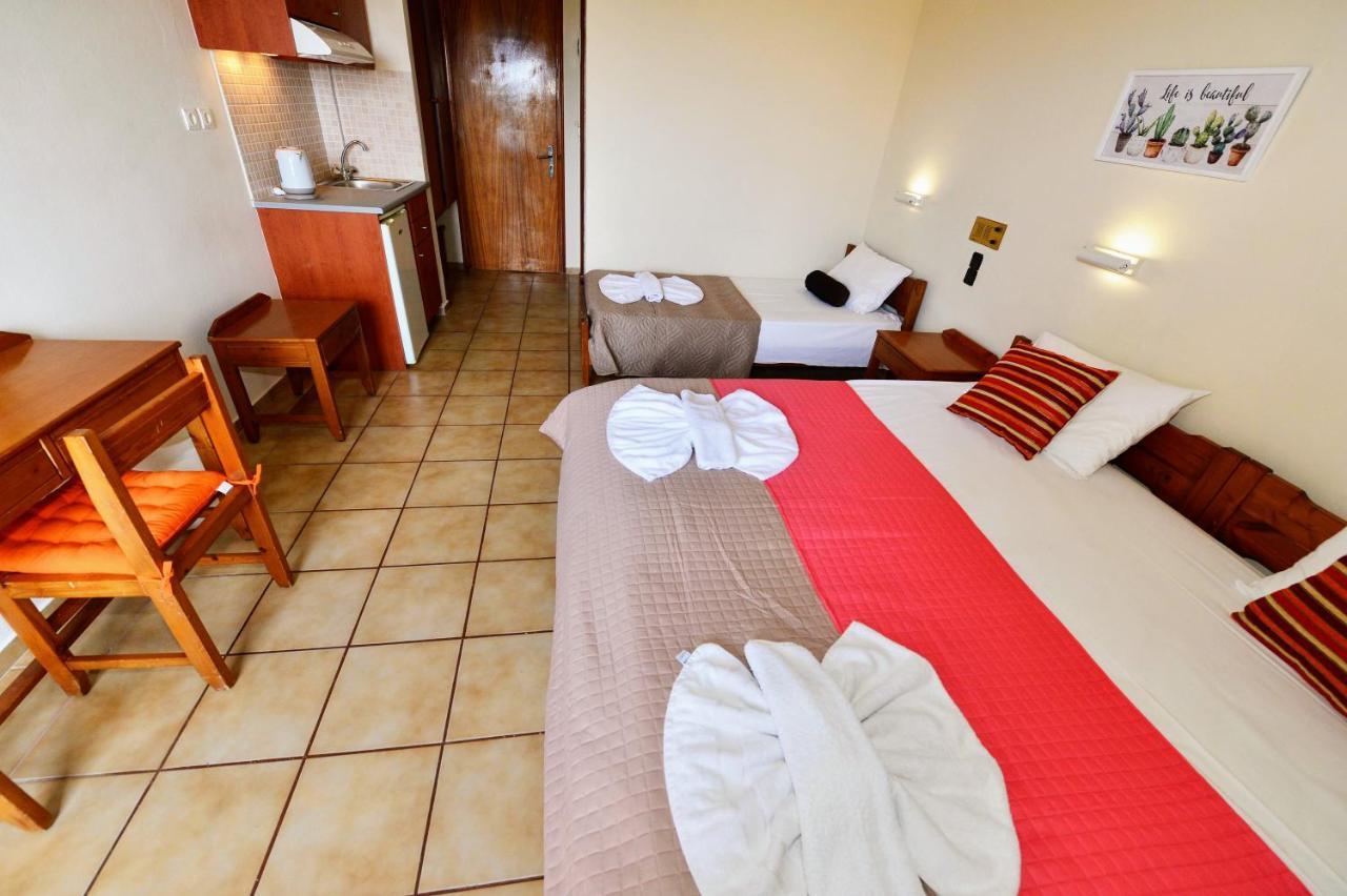 Vergas Hotel Malia Luaran gambar