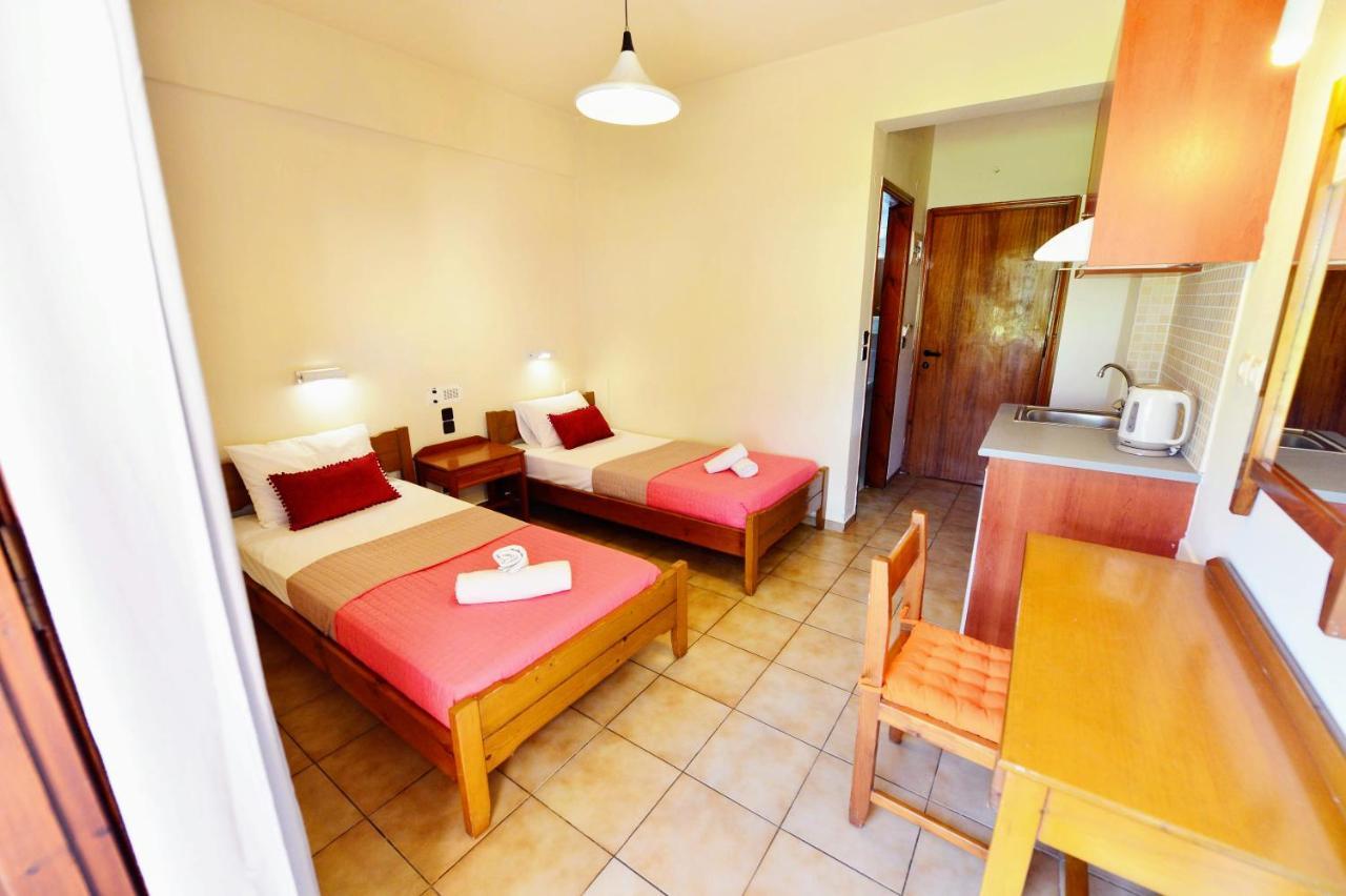 Vergas Hotel Malia Luaran gambar